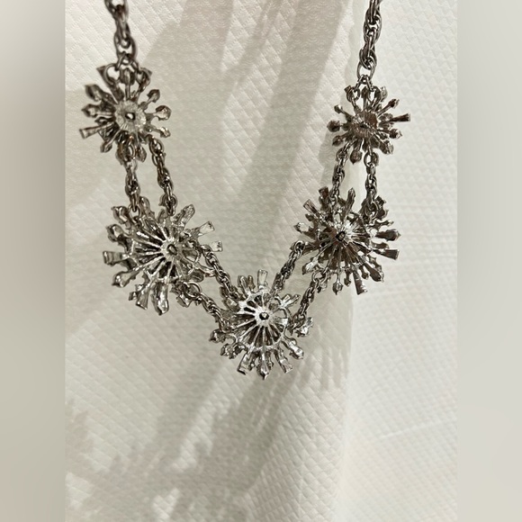 Banana Republic Statement Necklace - Picture 2 of 2